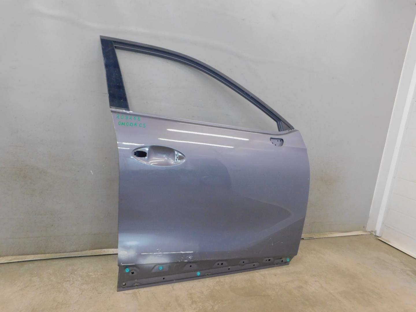 Дверь передняя правая