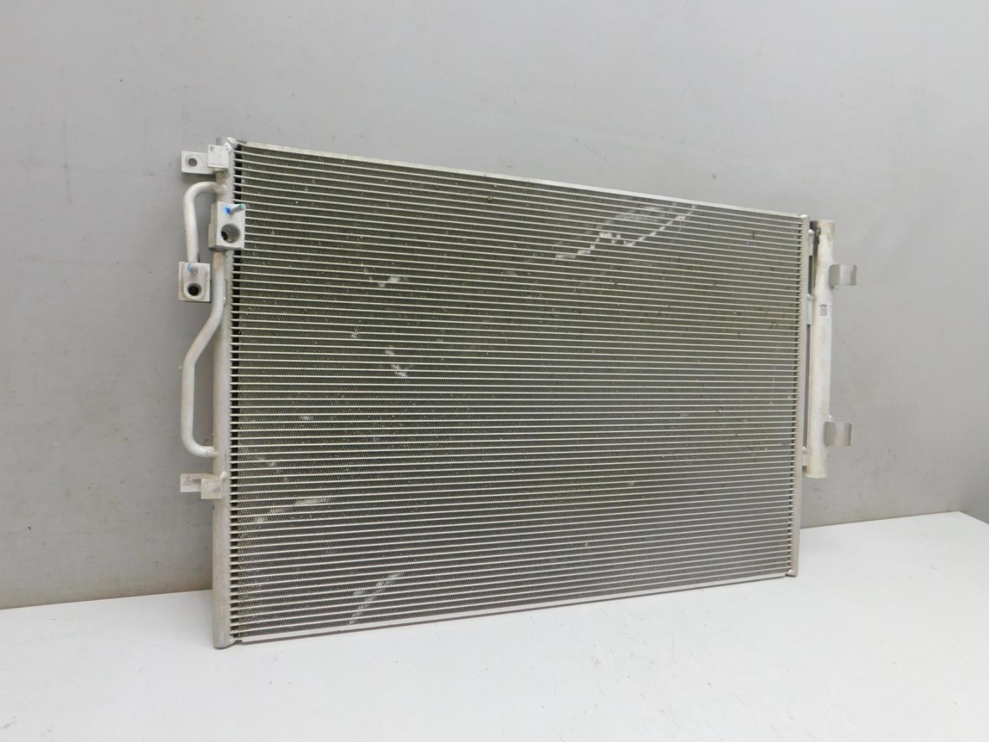 Радиатор кондиционера / конденсер