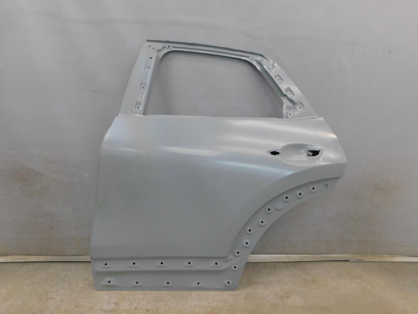 Дверь задняя левая
