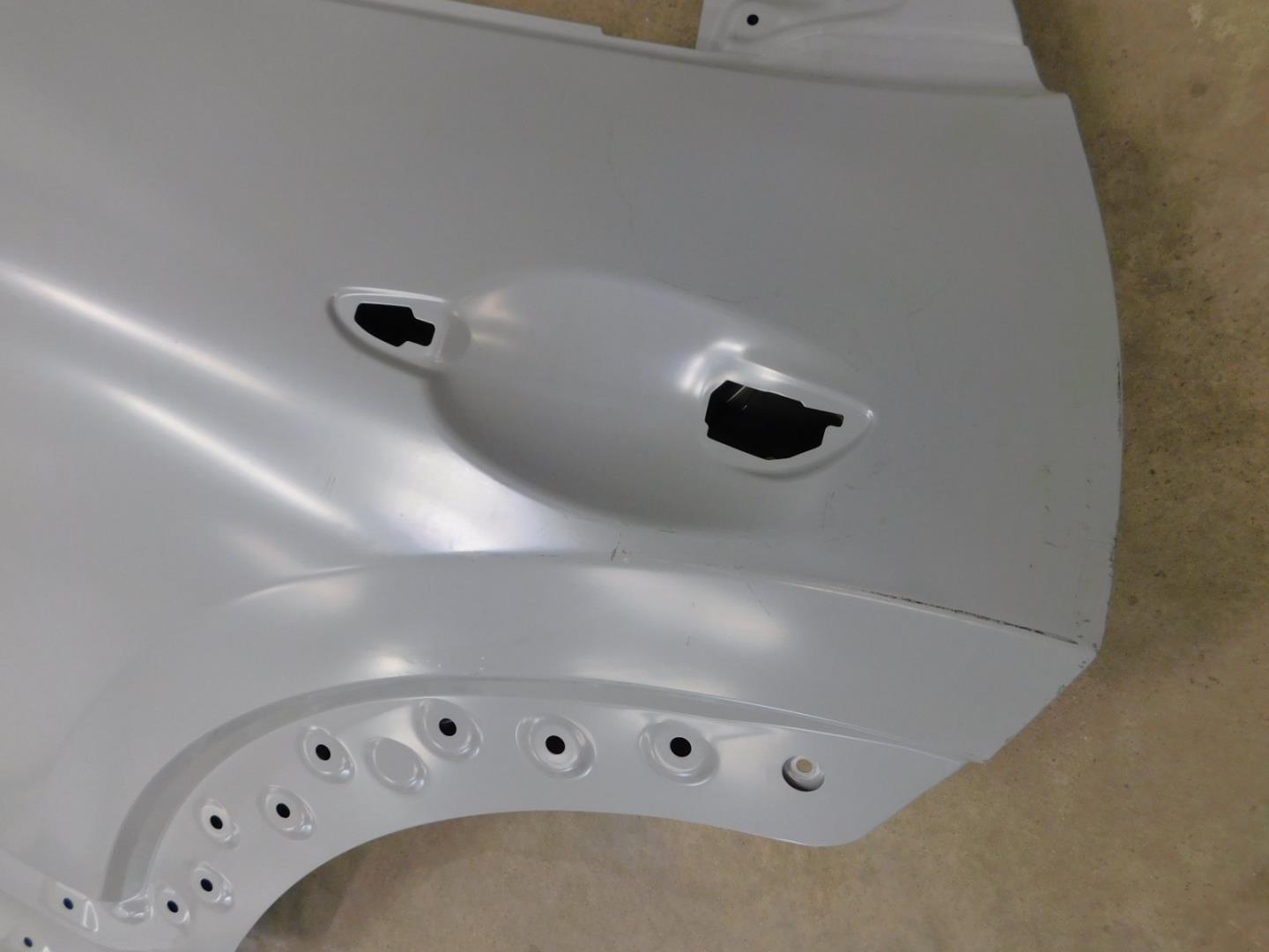 Дверь задняя левая