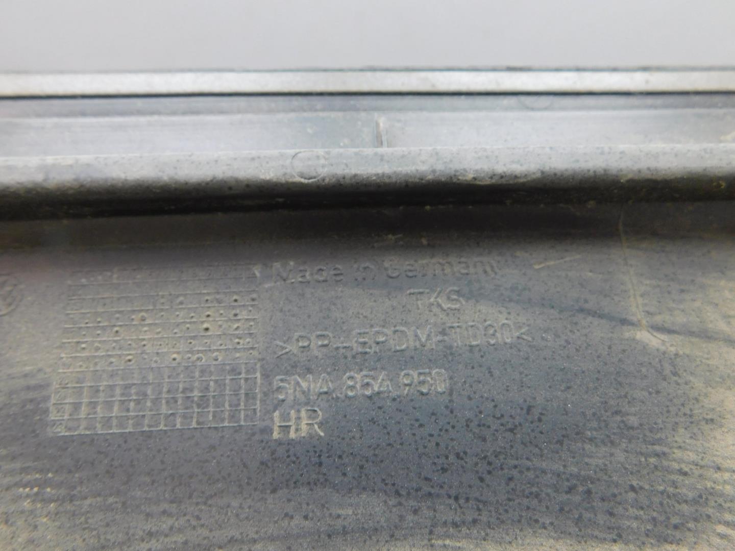 Накладка двери задней правой