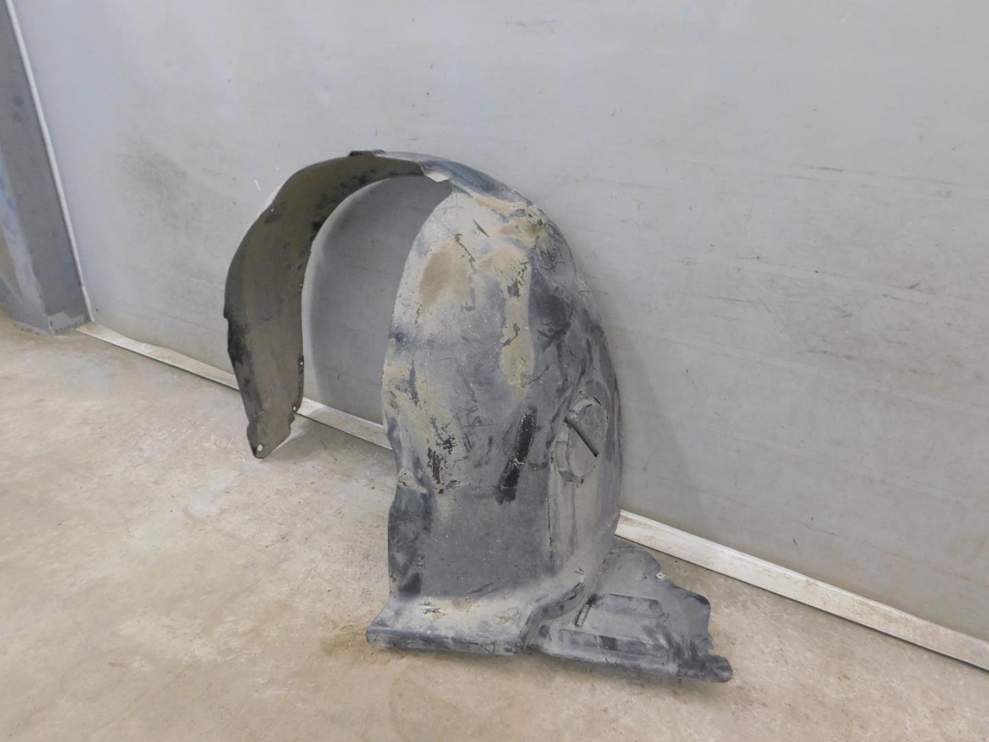 Локер передний левый