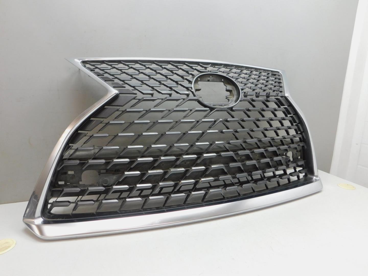 Решетка радиатора