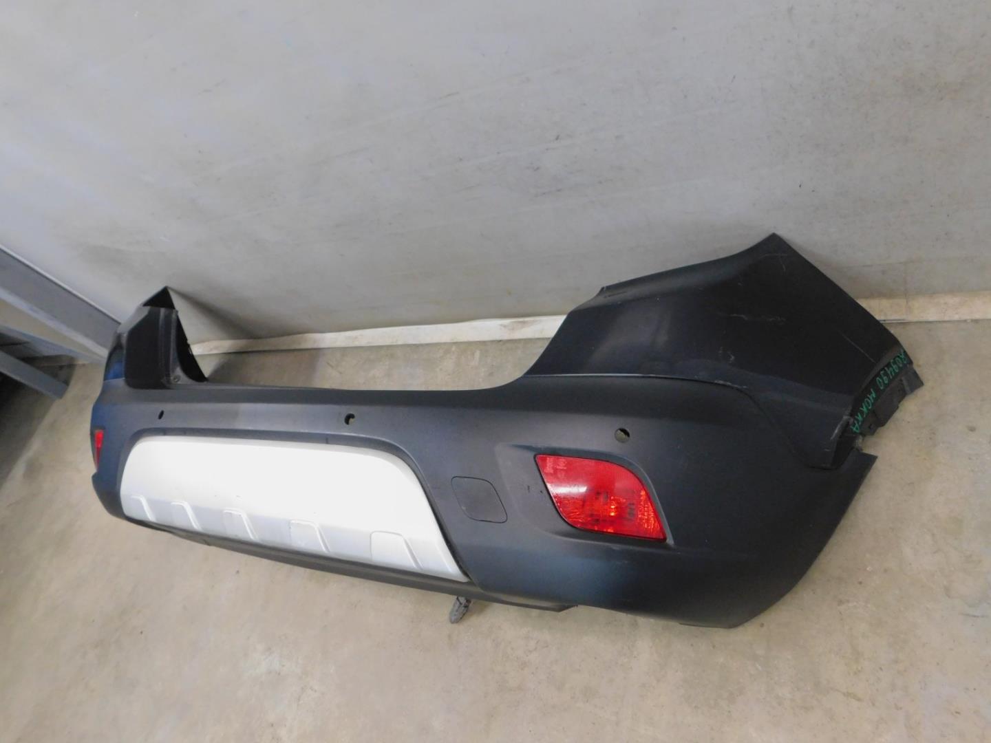 Бампер задний
