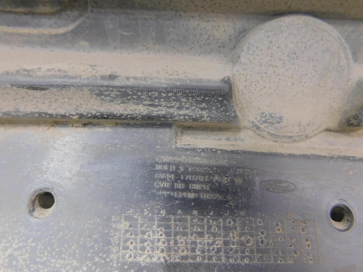 Бампер задний