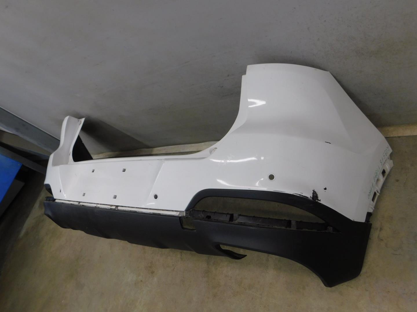 Бампер задний