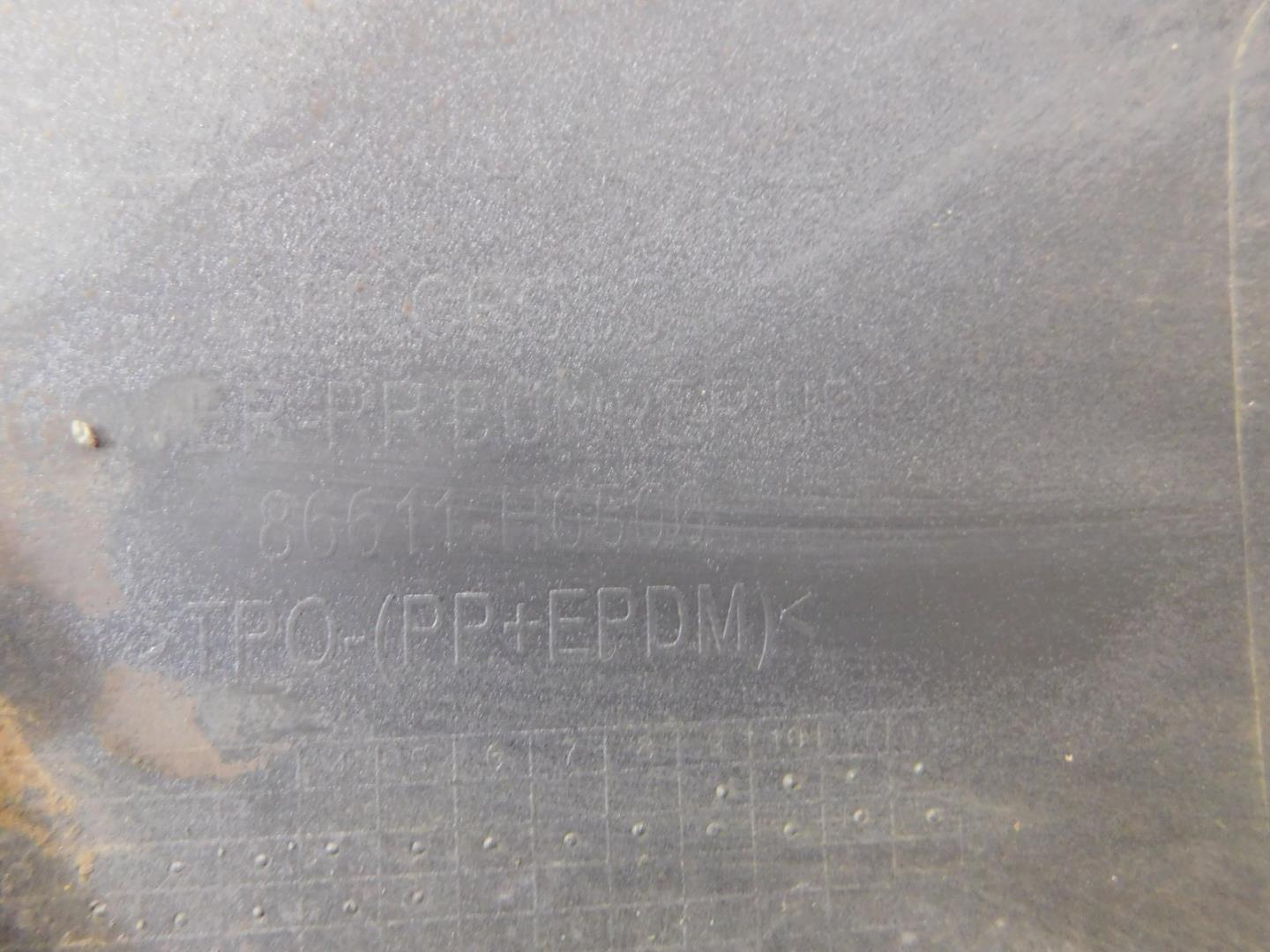 Бампер задний