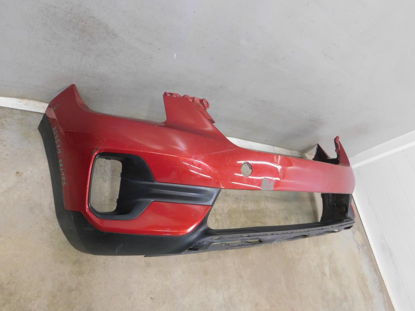 Бампер передний