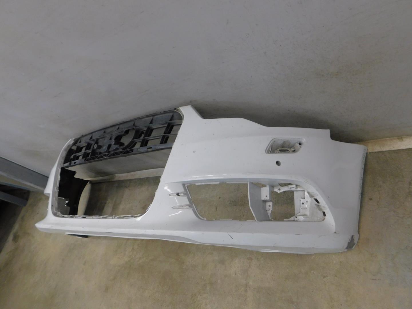 Бампер передний