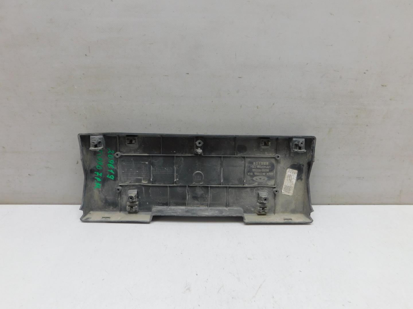 Накладка переднего бампера