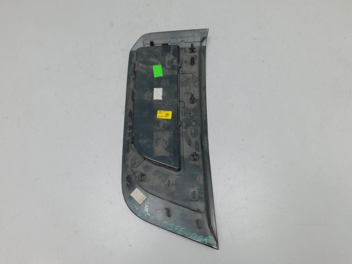 Накладка переднего крыла правого