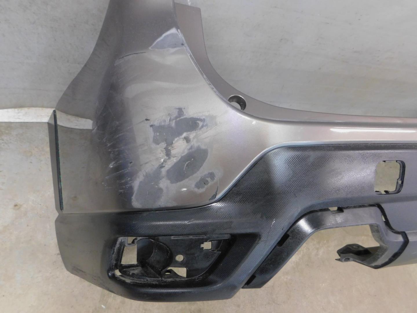 Бампер задний