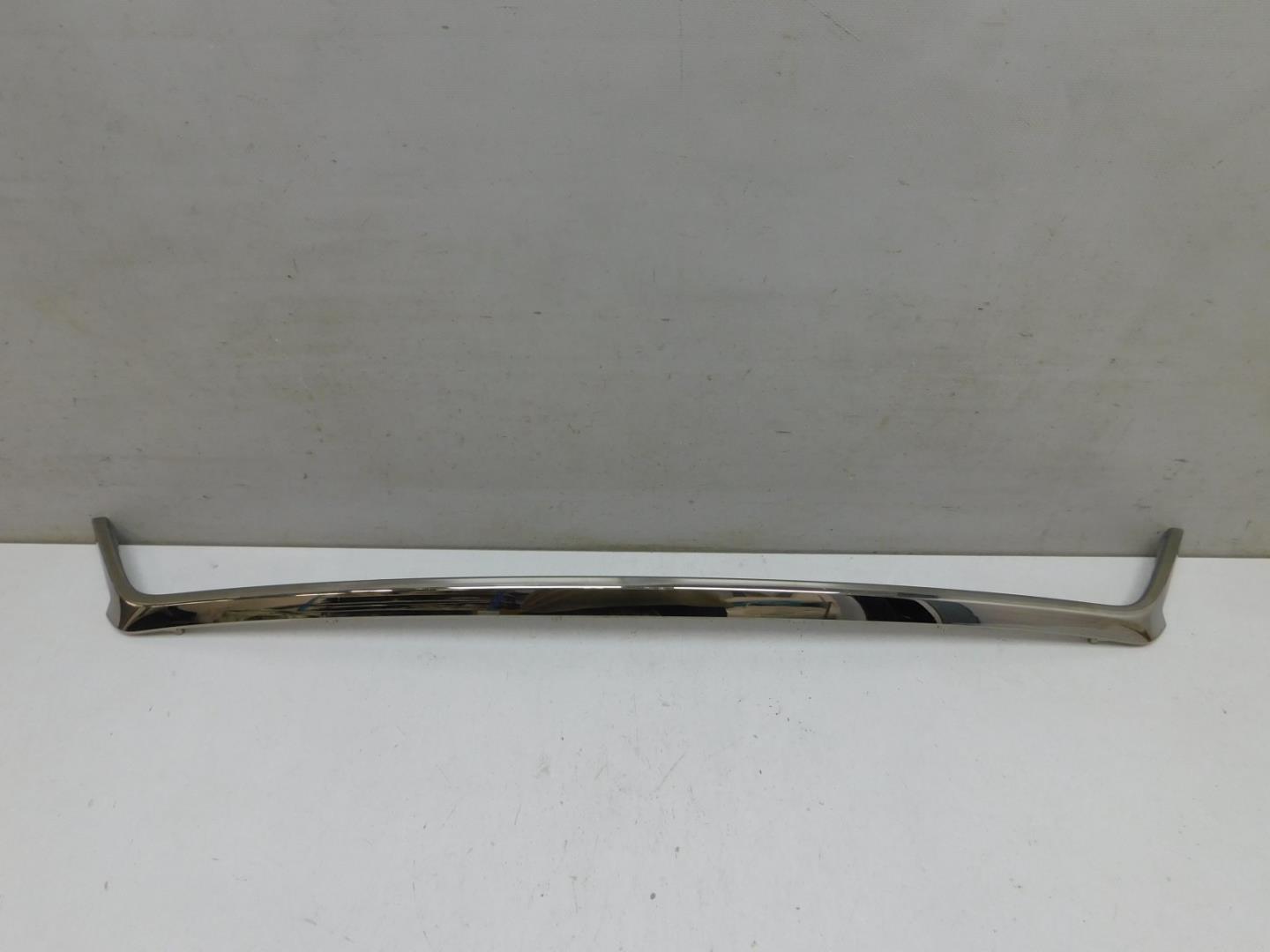 Накладка на решетку радиатора