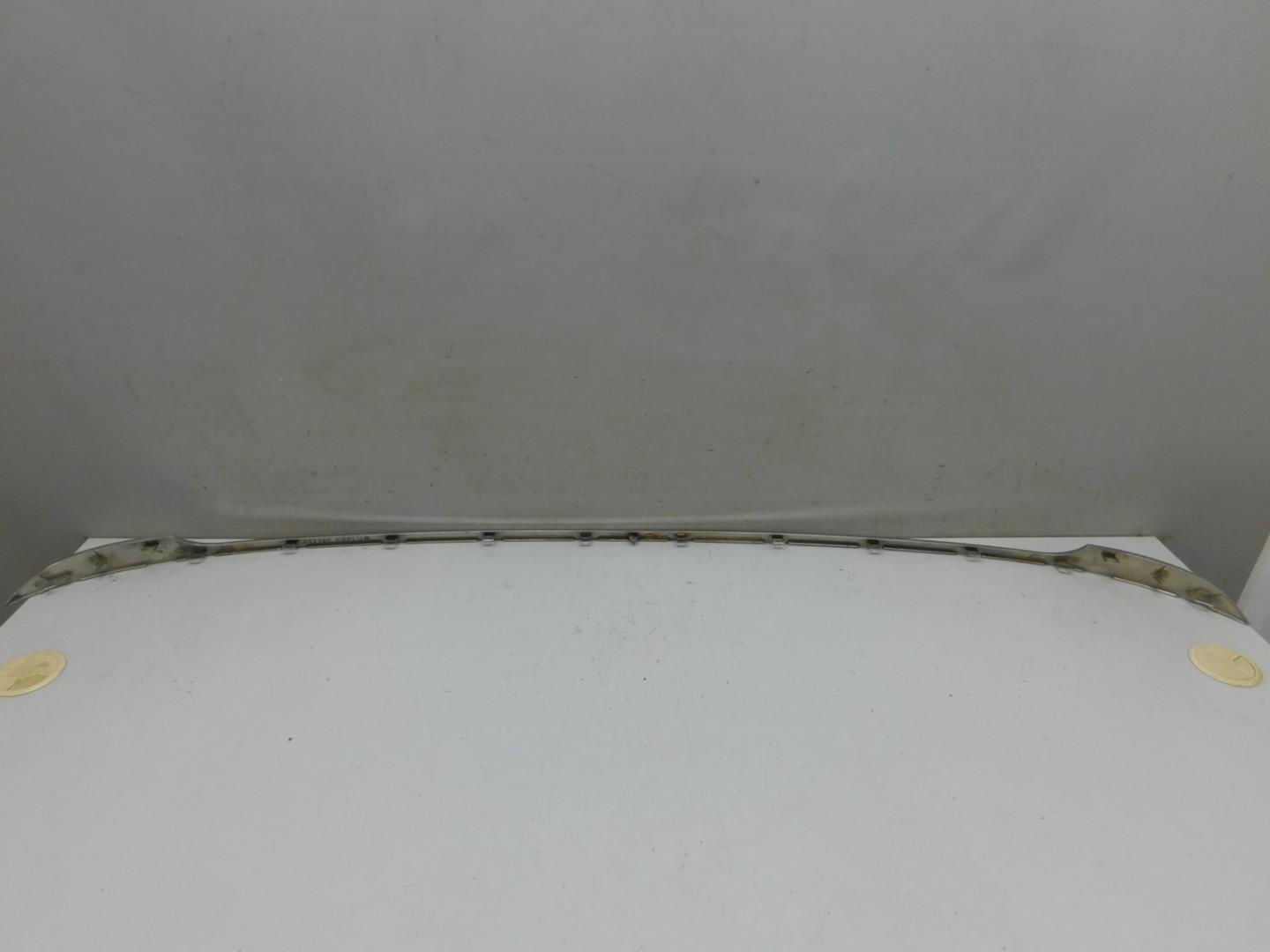 Молдинг заднего бампера