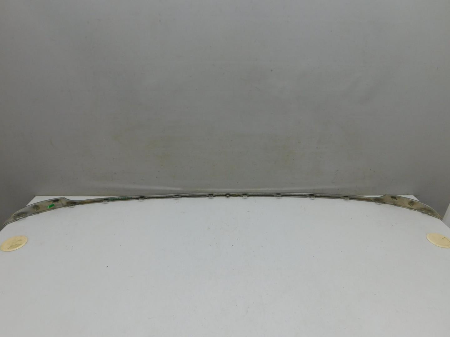 Молдинг заднего бампера