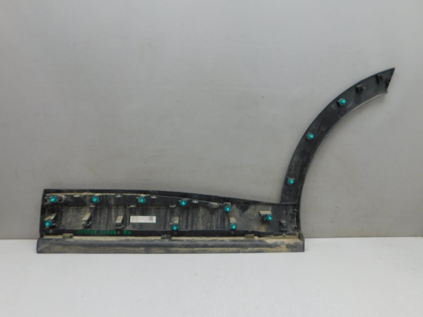 Накладка двери задней правой