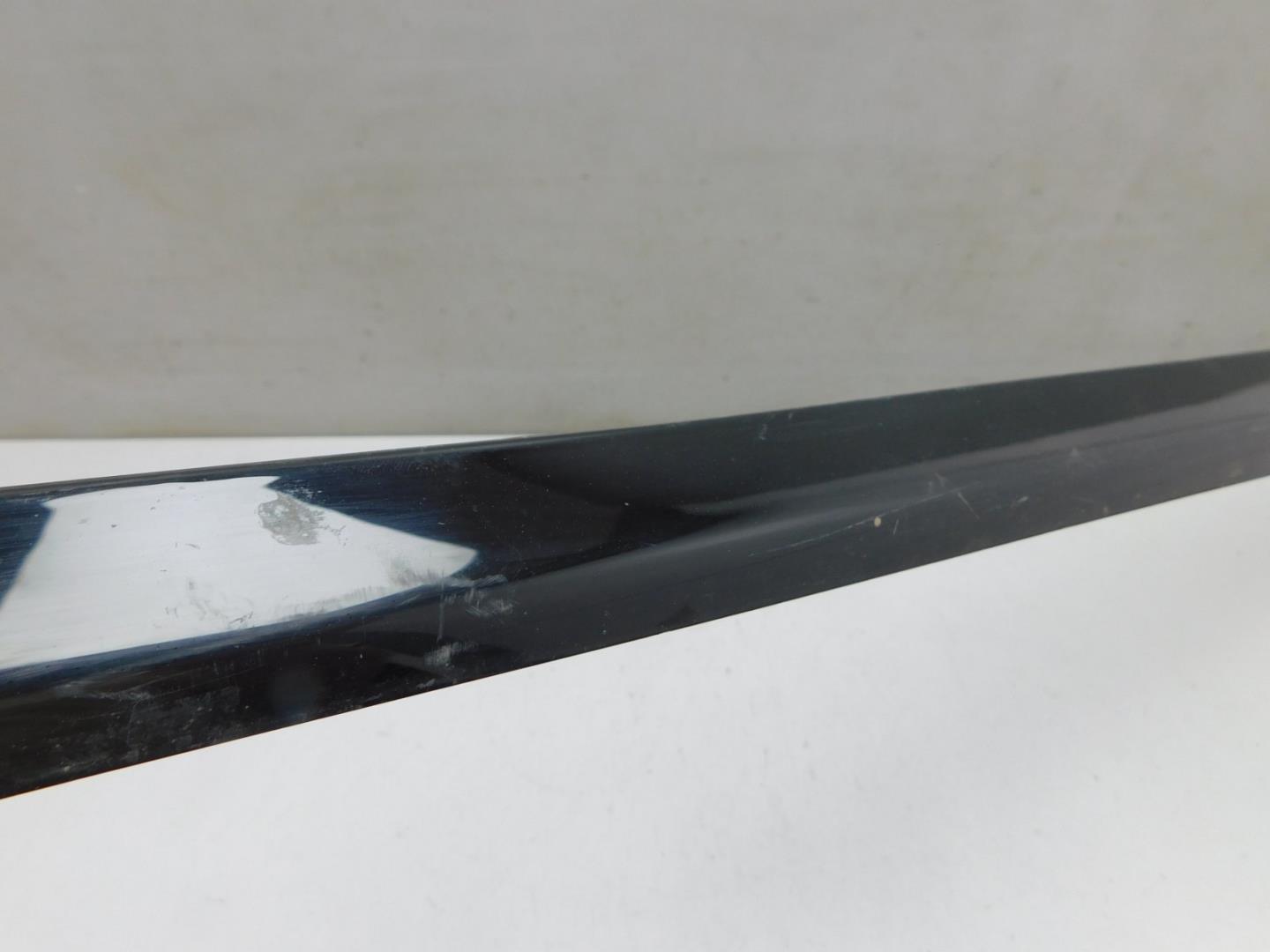 Накладка двери передней правой