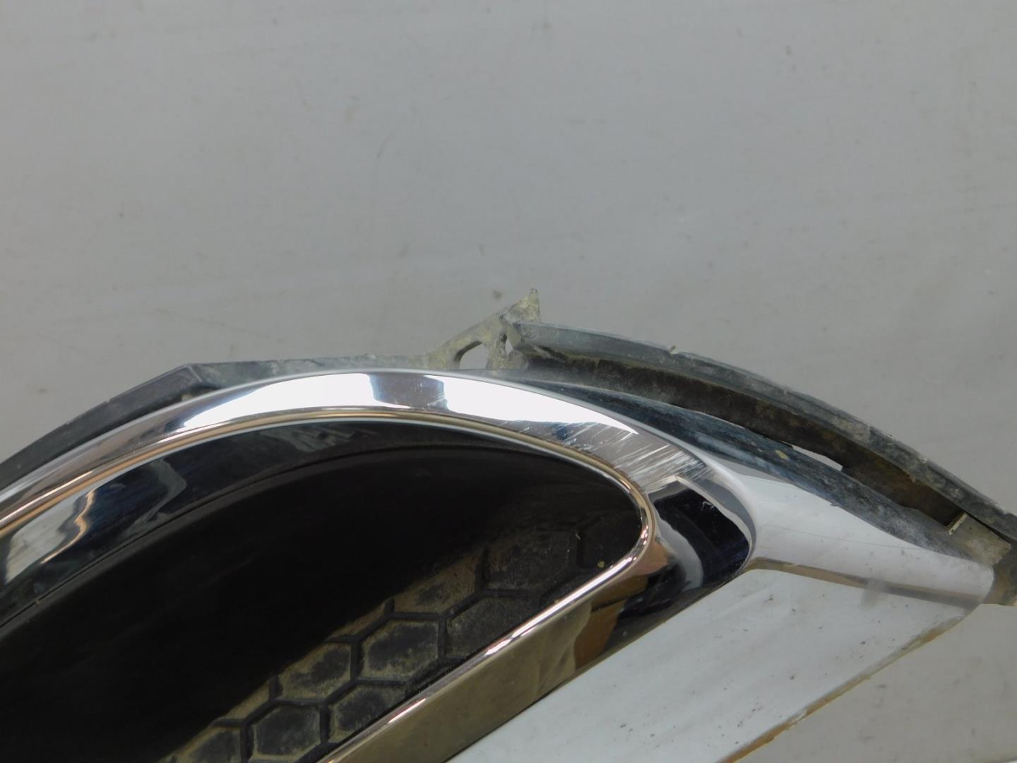 Накладка заднего бампера правая