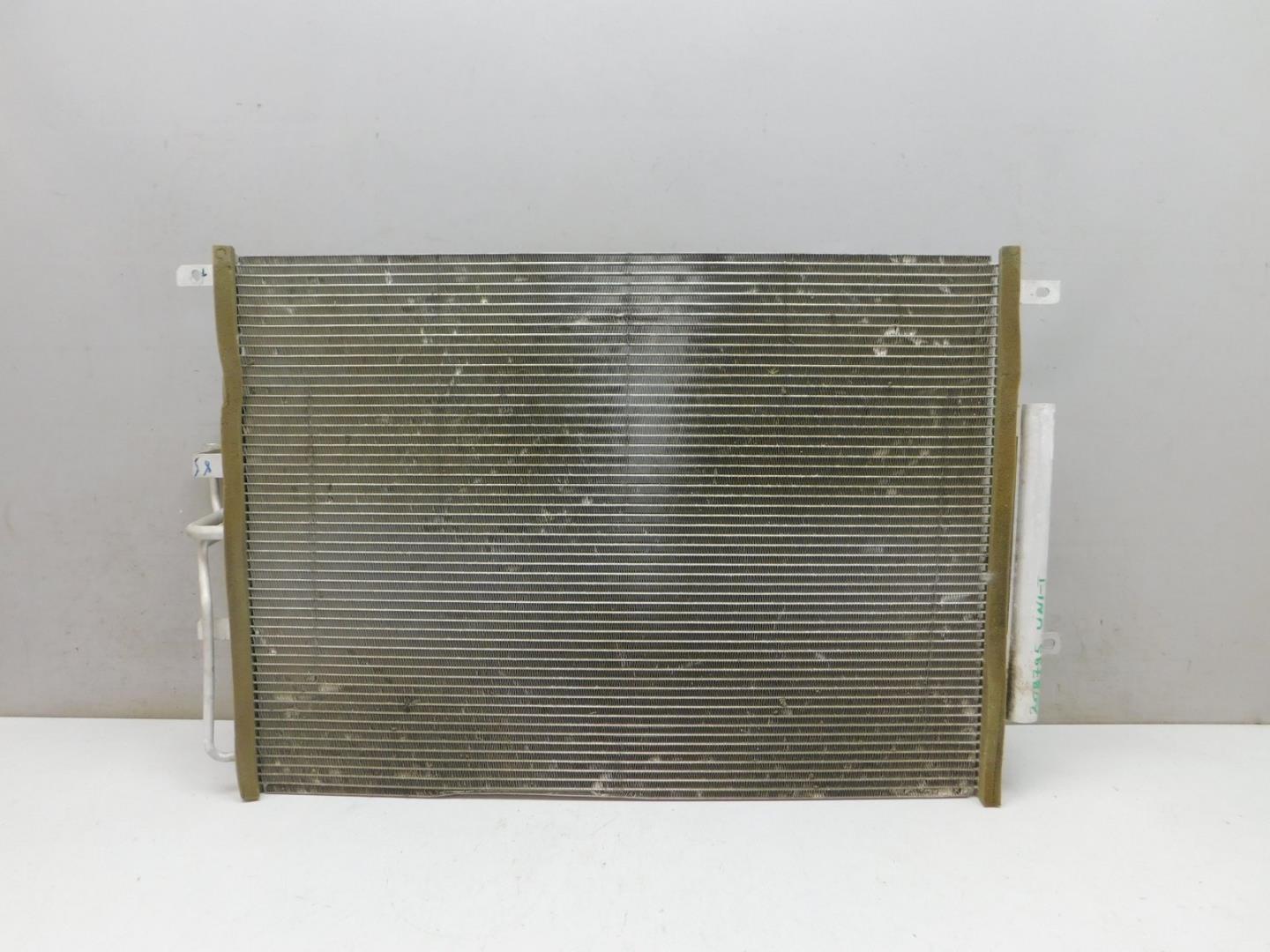 Радиатор кондиционера / конденсер