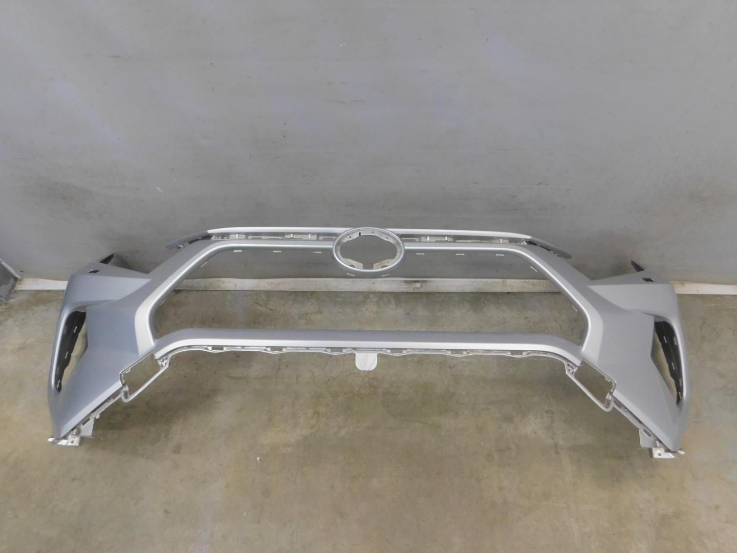 Бампер передний