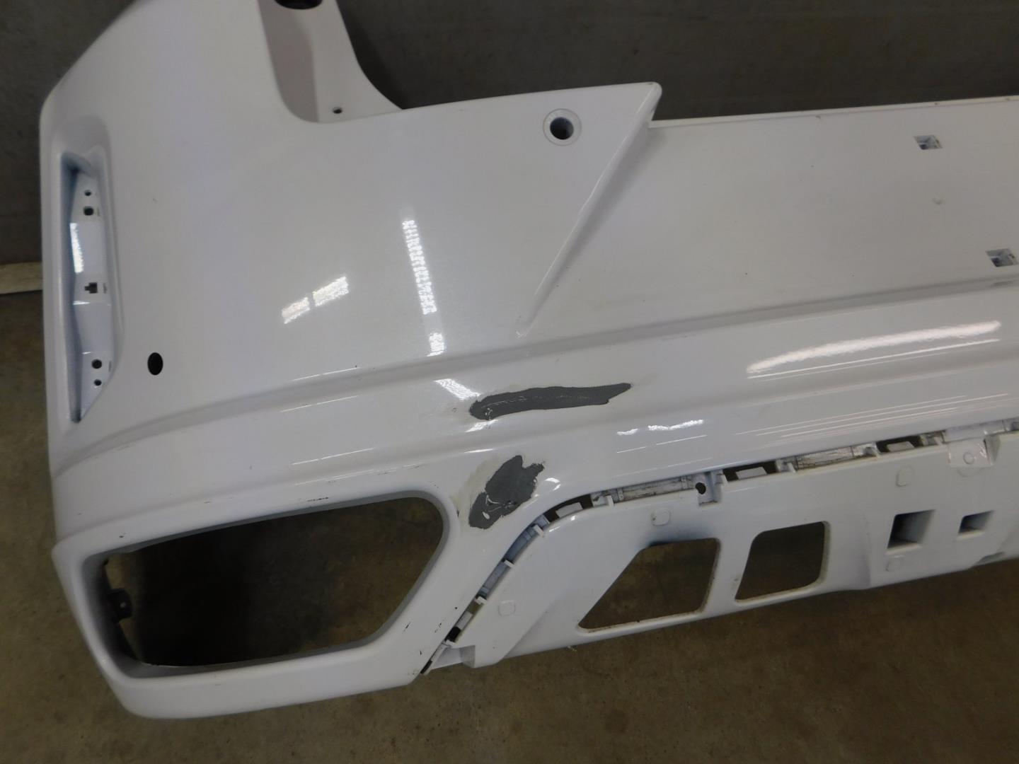 Бампер задний