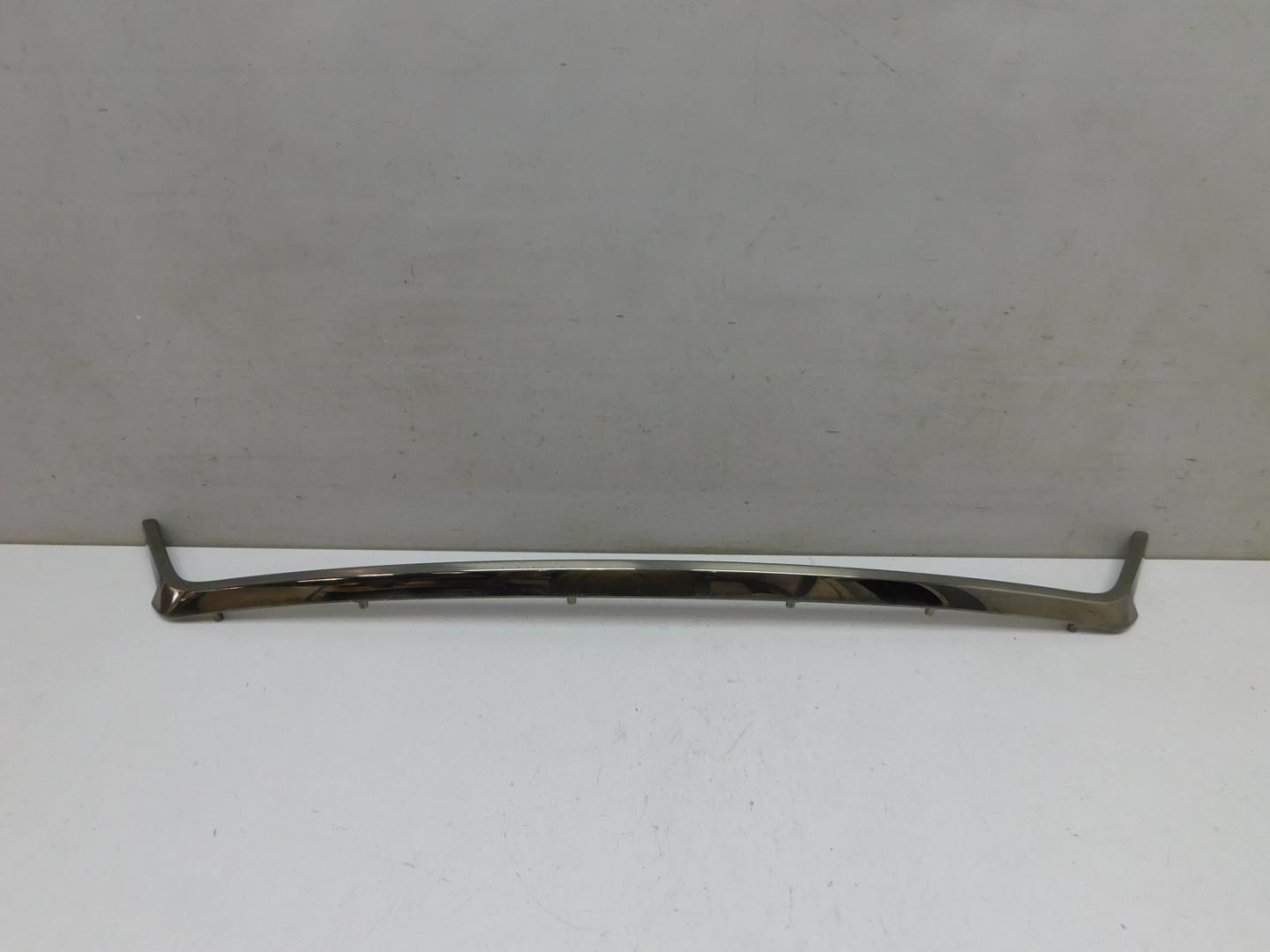 Накладка на решетку радиатора