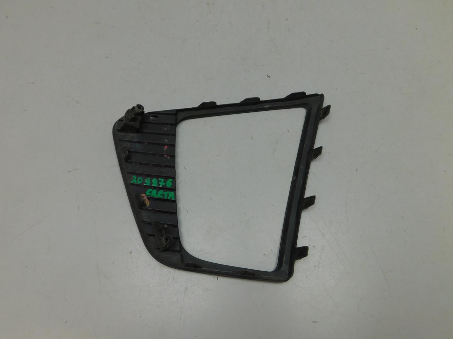 Решетка в бампер правая