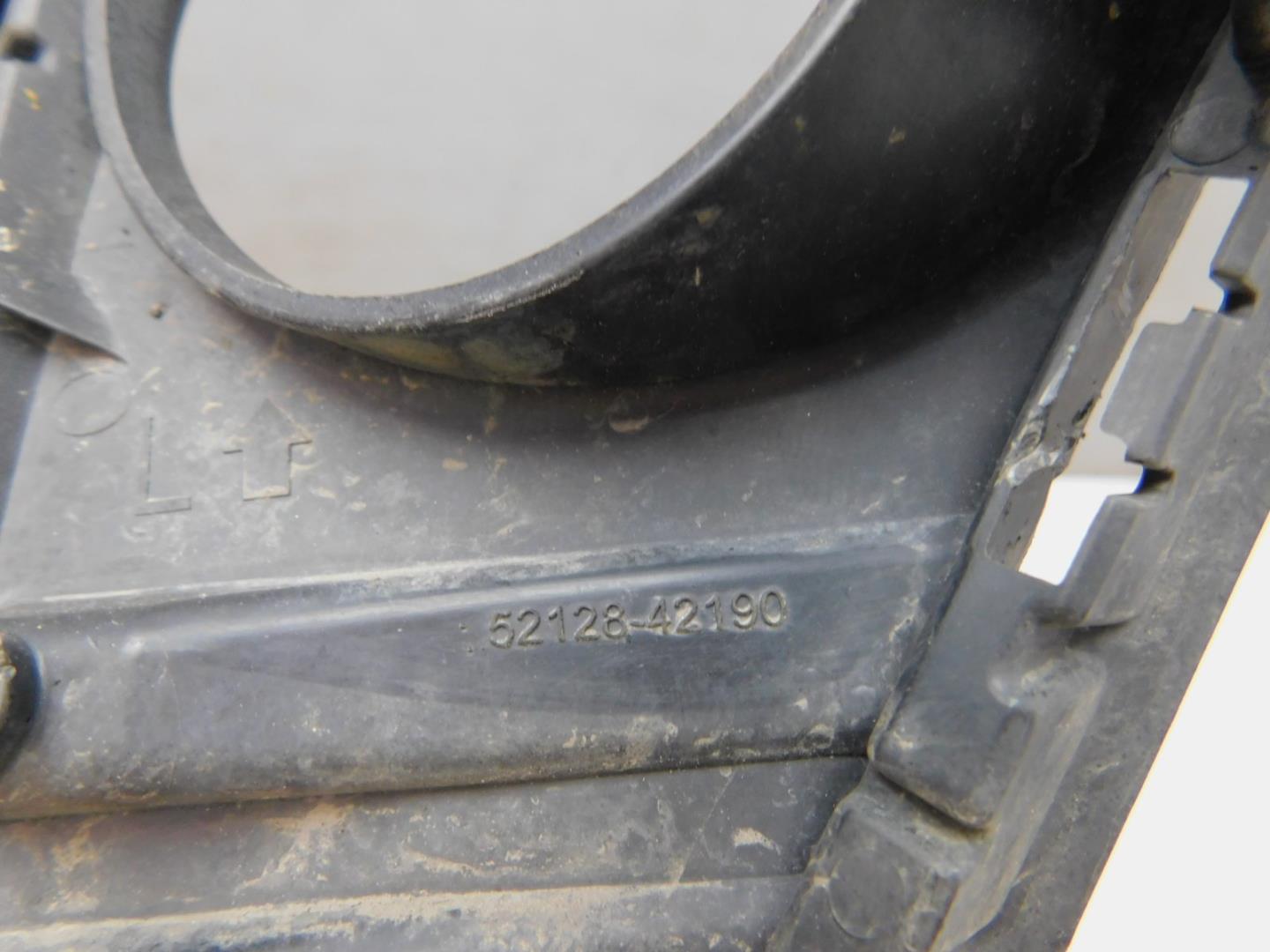 Решетка в бампер левая