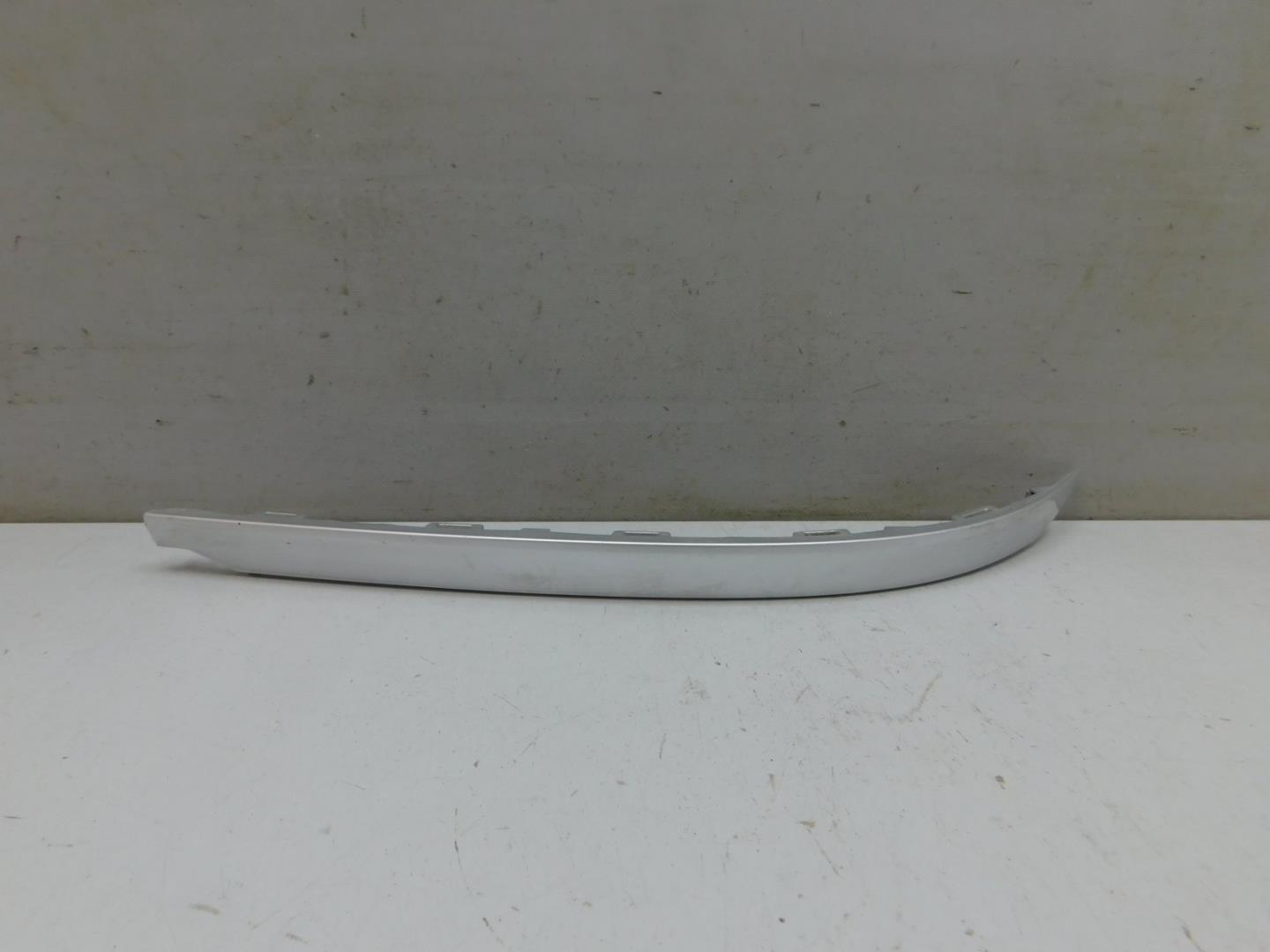 Накладка заднего бампера левая