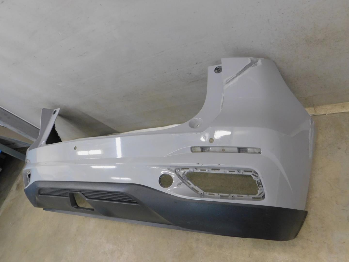 Бампер задний