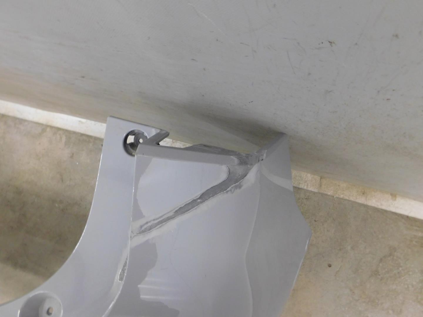 Бампер задний