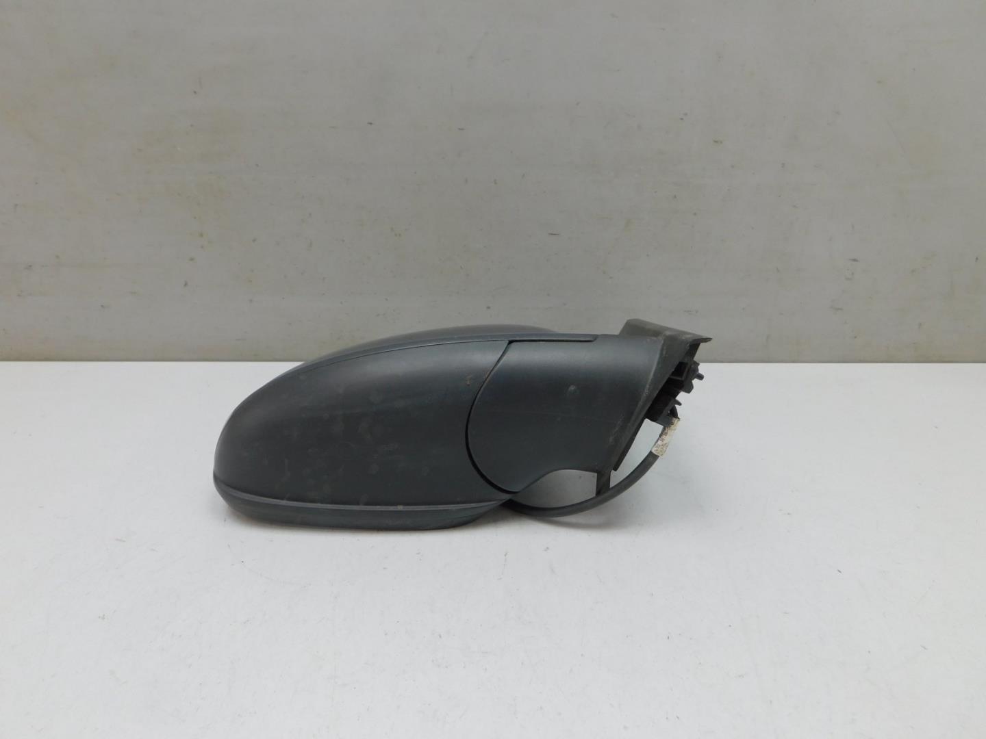 Зеркало правое электрическое