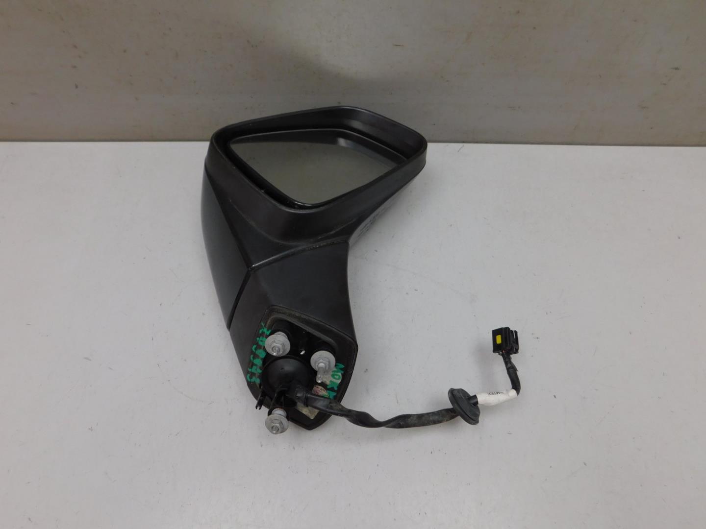 Зеркало правое электрическое