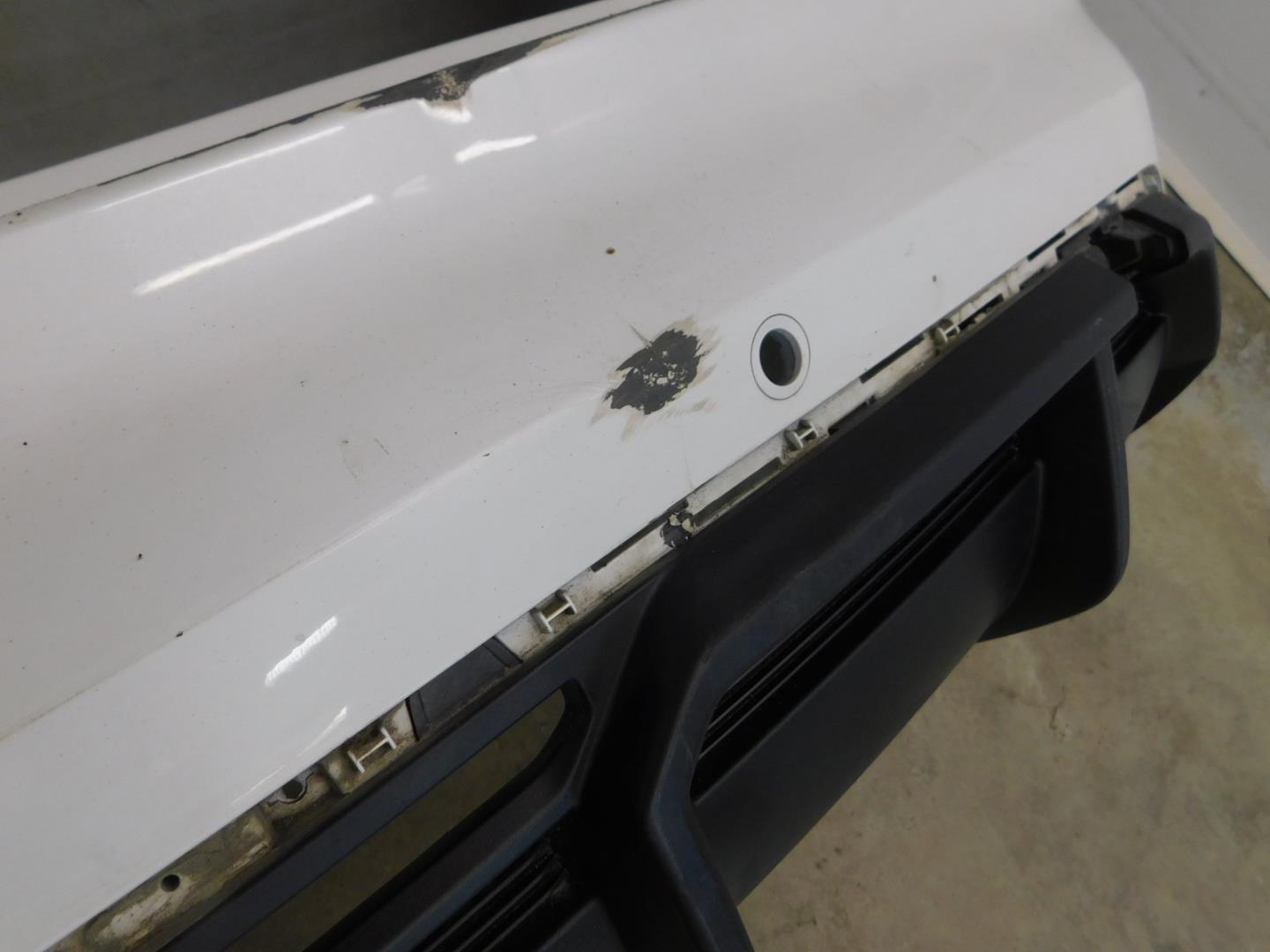 Бампер задний