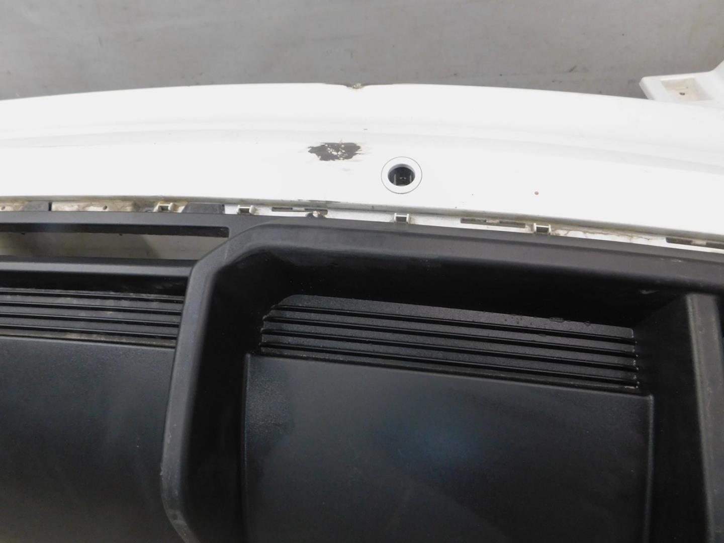 Бампер задний