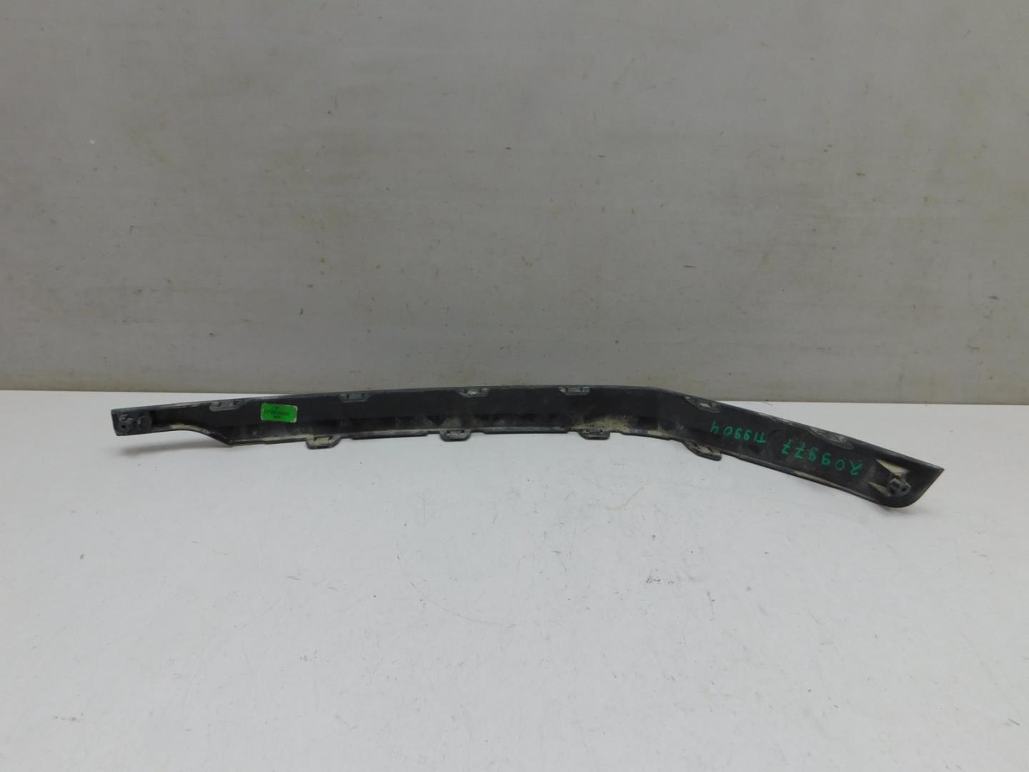 Накладка заднего бампера левая