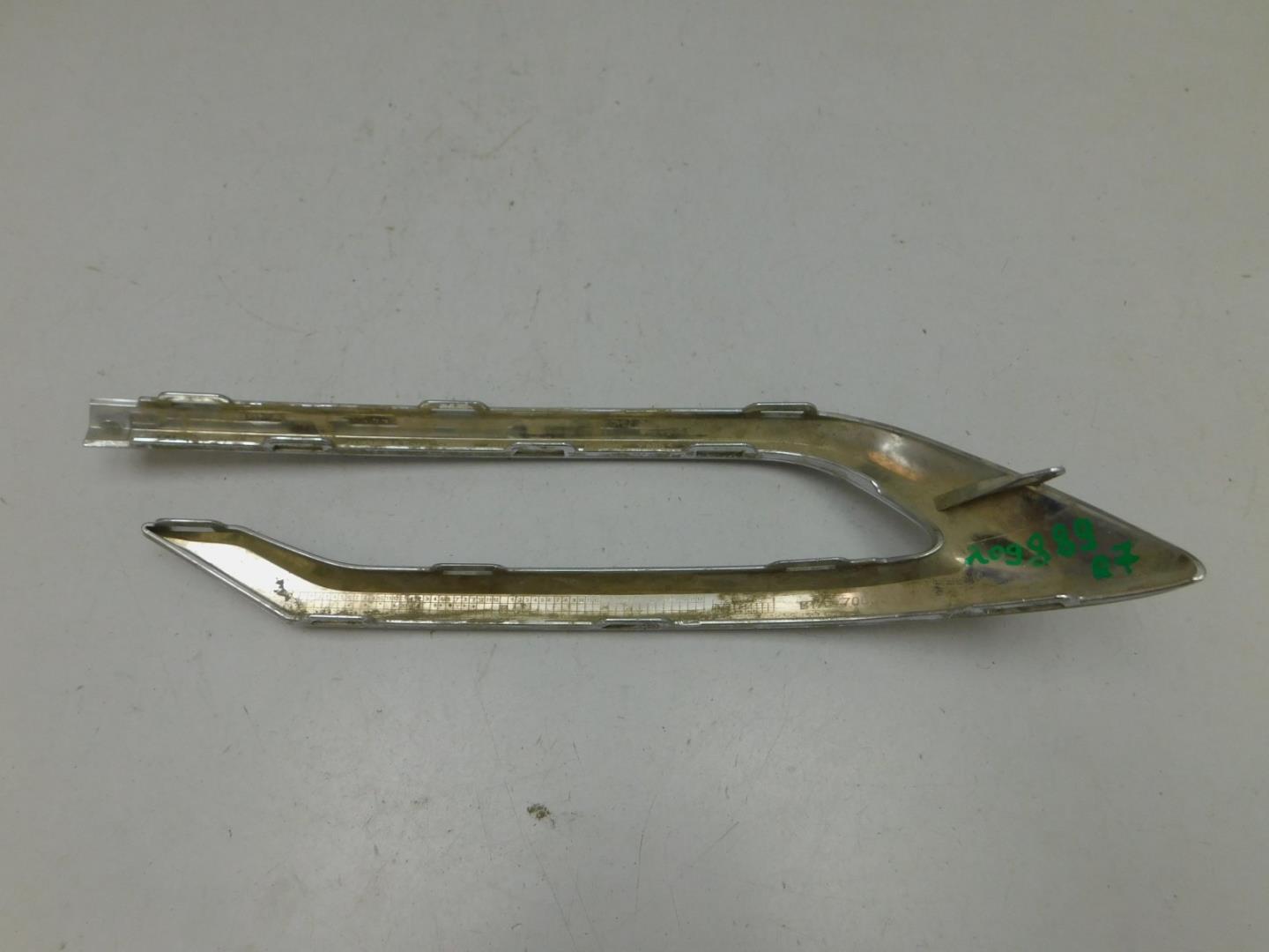 Накладка заднего бампера левая