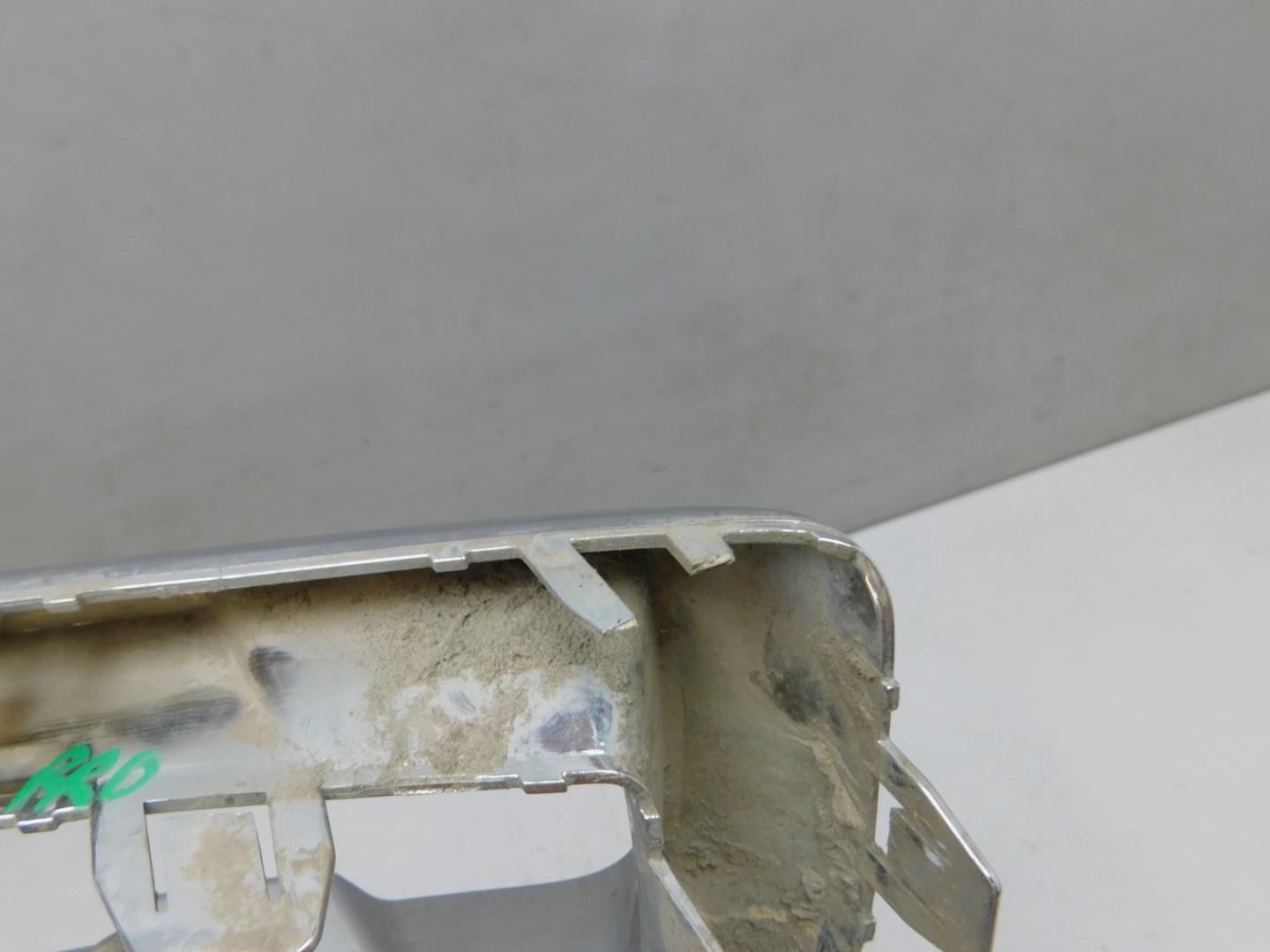 Накладка заднего бампера левая