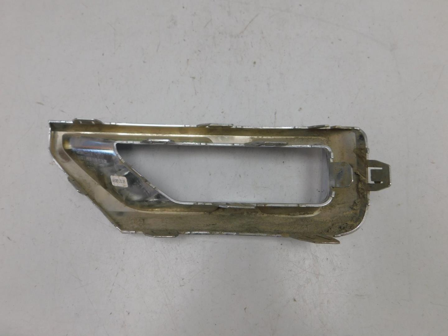 Накладка заднего бампера левая