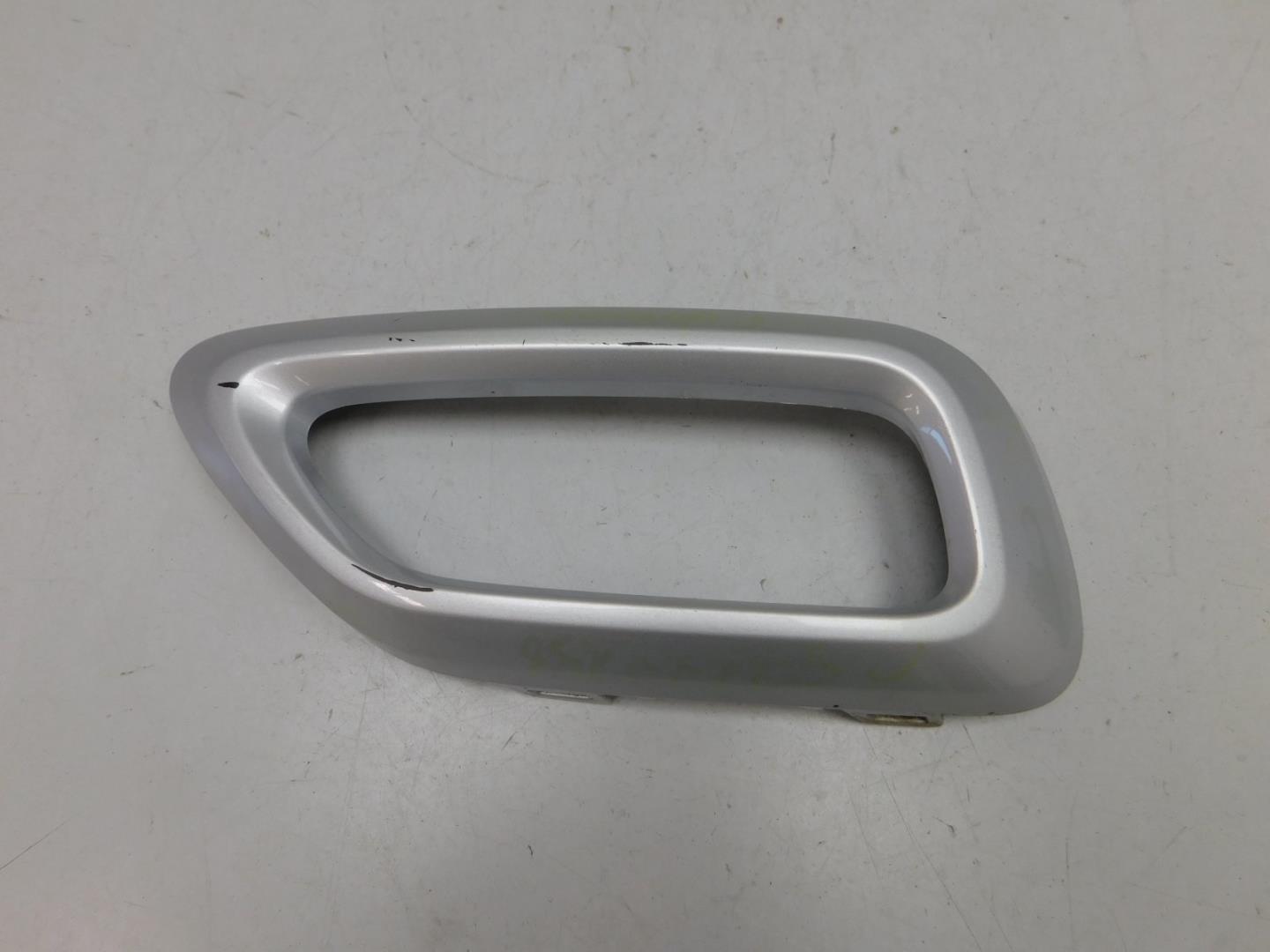 Накладка заднего бампера правая