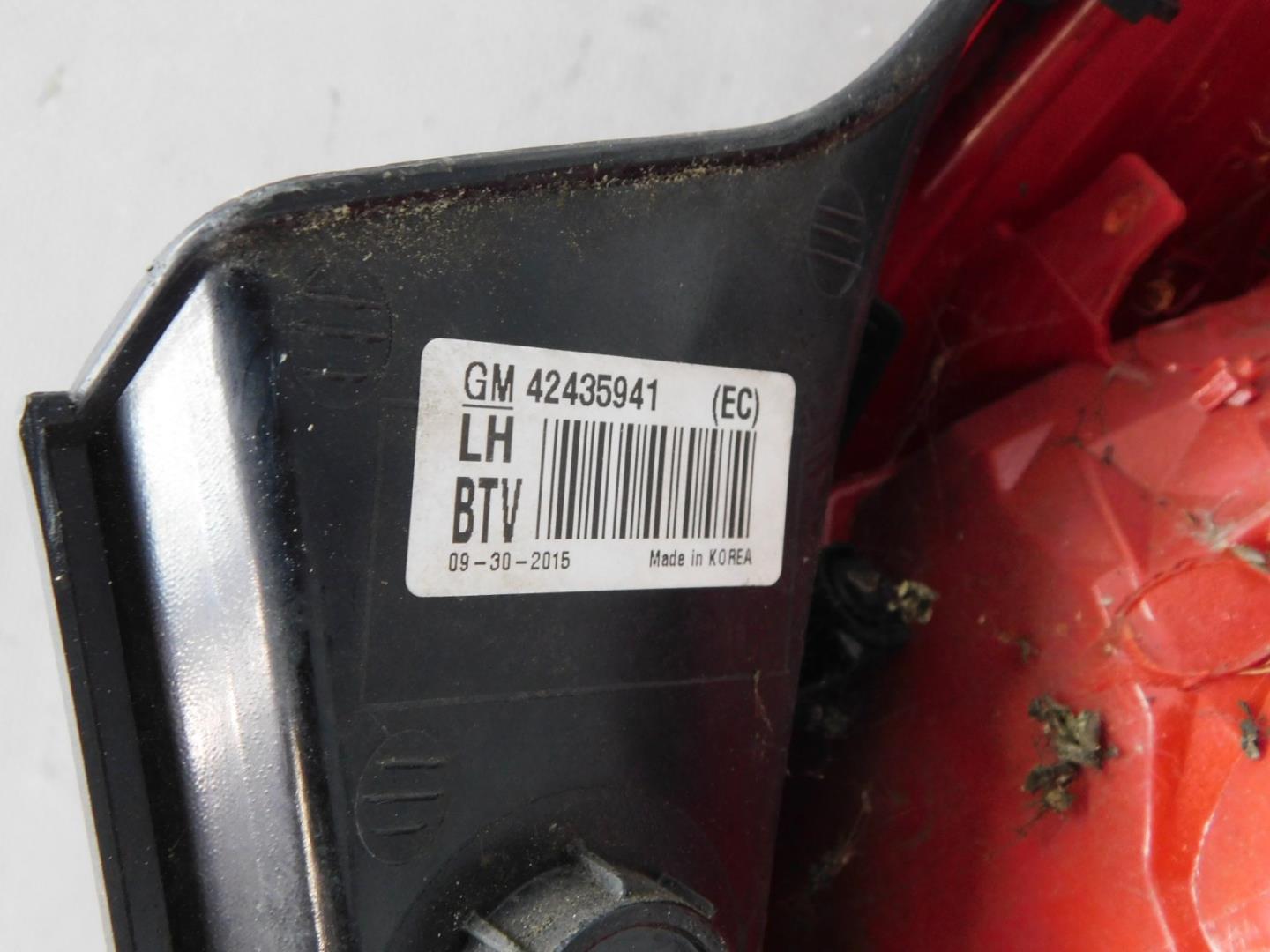 Фонарь задний левый