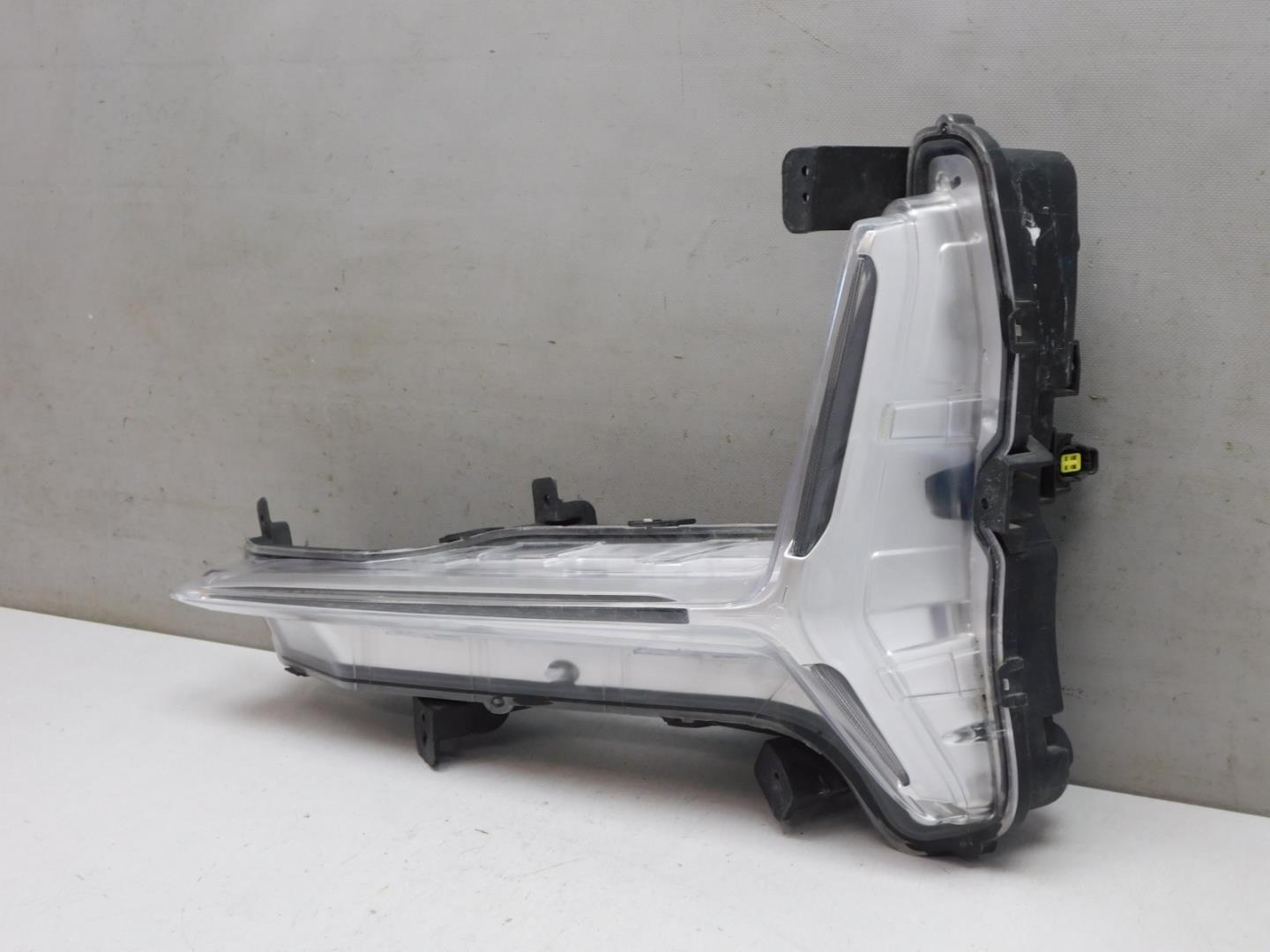 Габарит передний левый