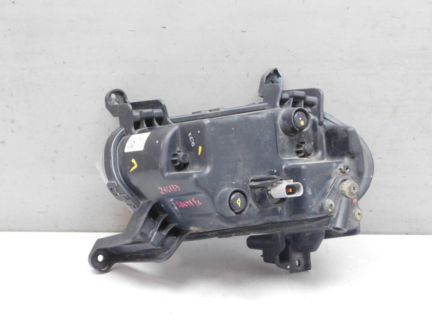 Фара противотуманная правая