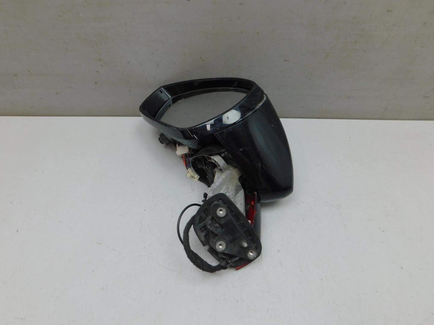 Зеркало левое электрическое