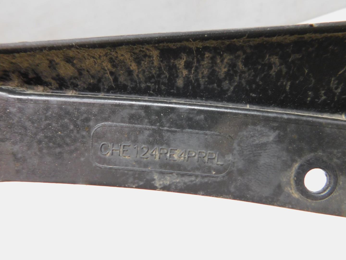 Брызговик задний левый