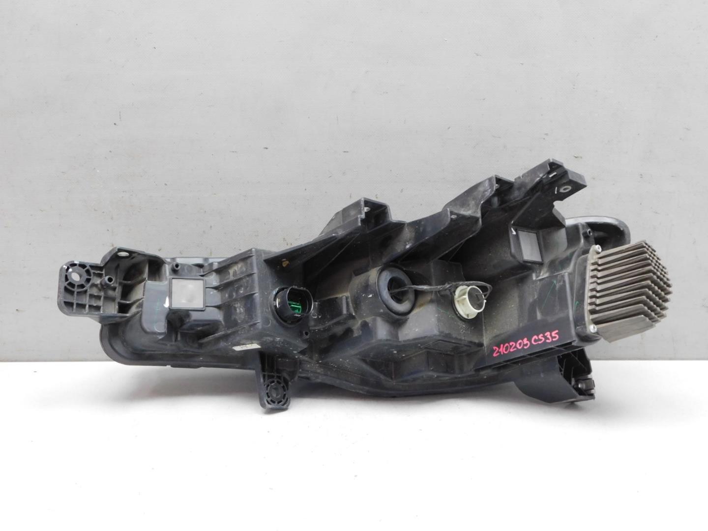 Габарит передний правый