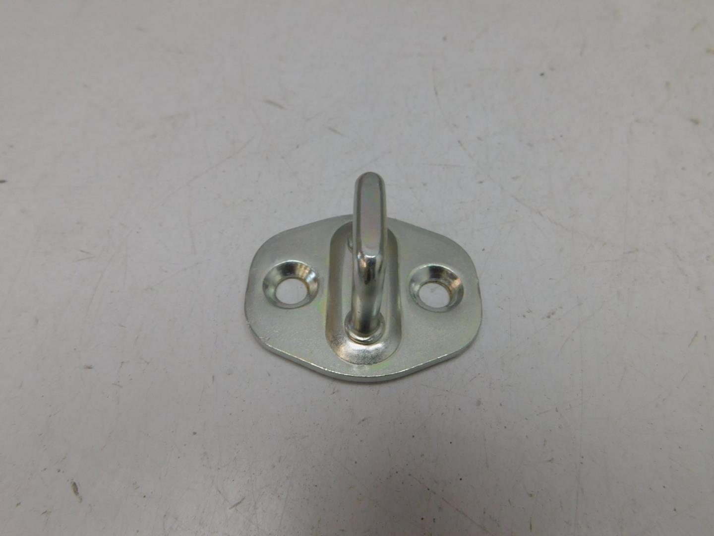 Ответная часть замка двери