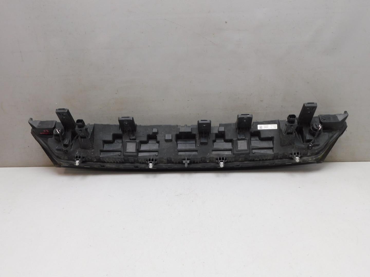 Фара дневного света (ходовые огни)