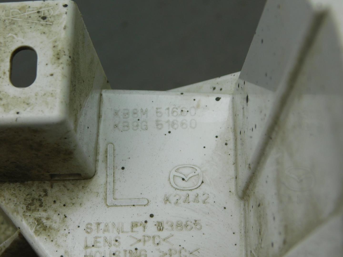 Фонарь задний в бампер левый