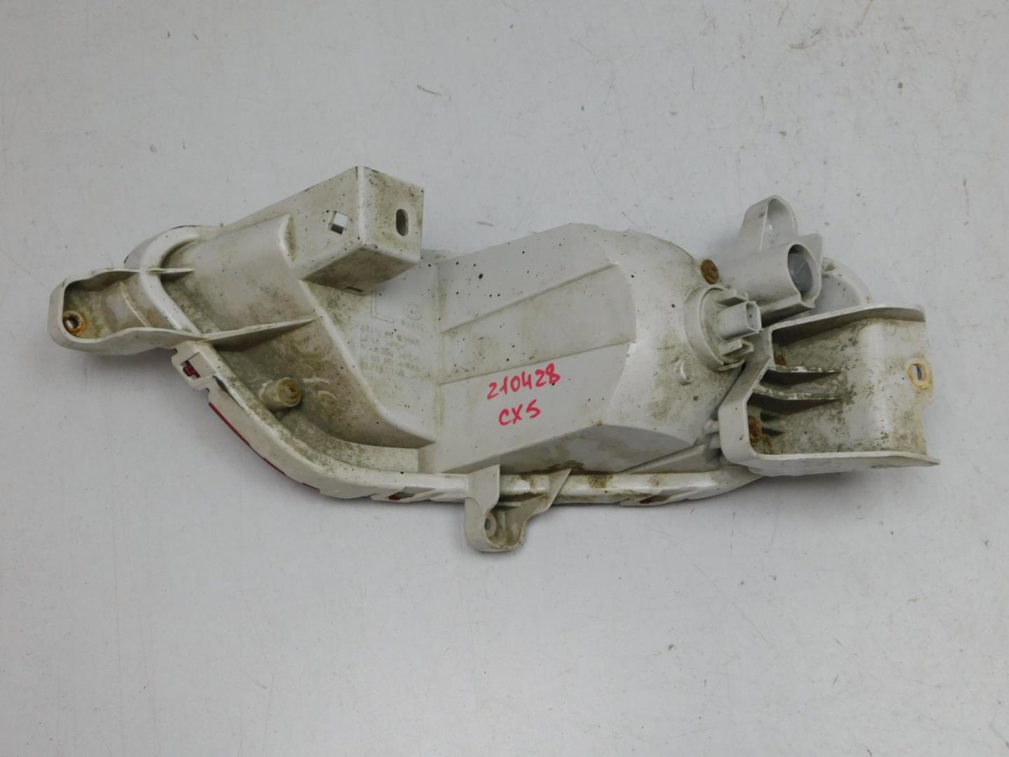 Фонарь задний в бампер левый